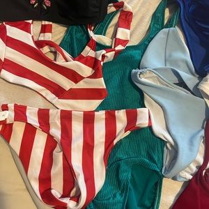 lot of swimsuits / bikinis